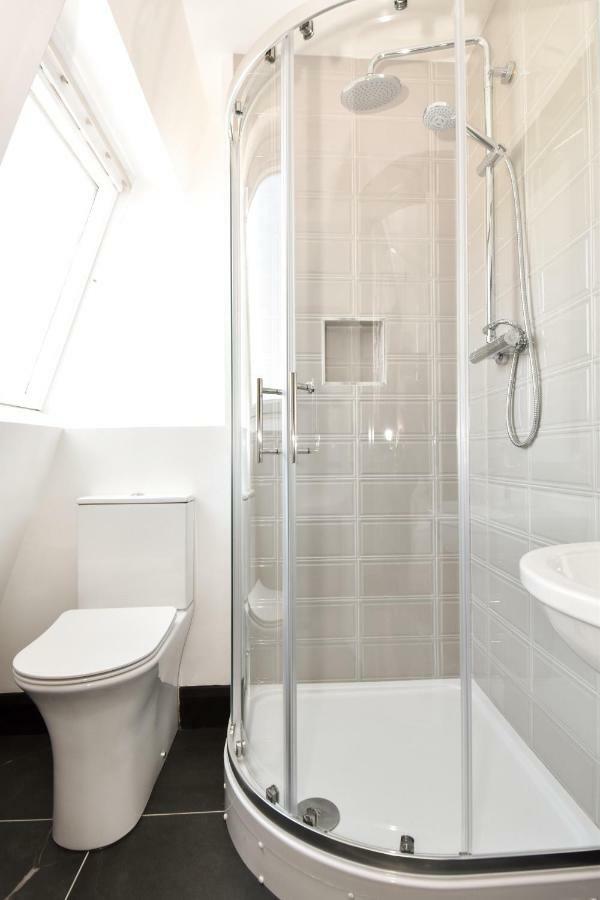 The Lane - Boutique Residence Голуэй Экстерьер фото